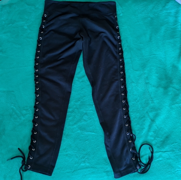 Zumba Black Lace-Up Leggings - Picture 2 of 4